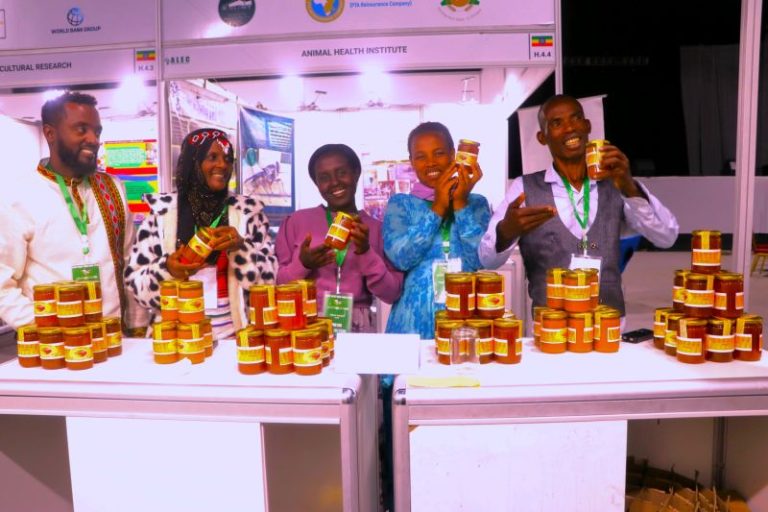Mass Youth Employment in Apiculture